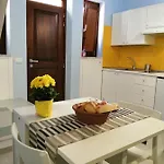 Domus Flo Apartamento *